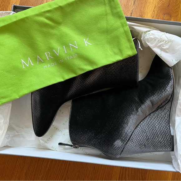 Aquatalia Velvet Bootie New in Box Vintage - Picture 10 of 11